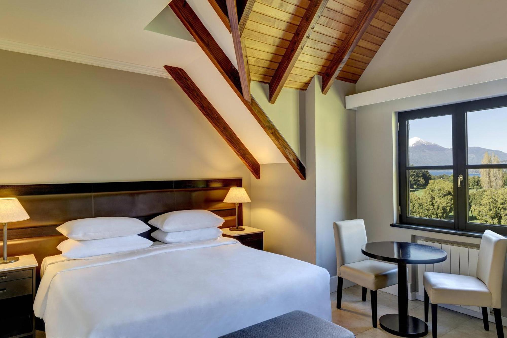 Arelauquen Lodge, A Tribute Portfolio Hotel San Carlos de Bariloche Bagian luar foto