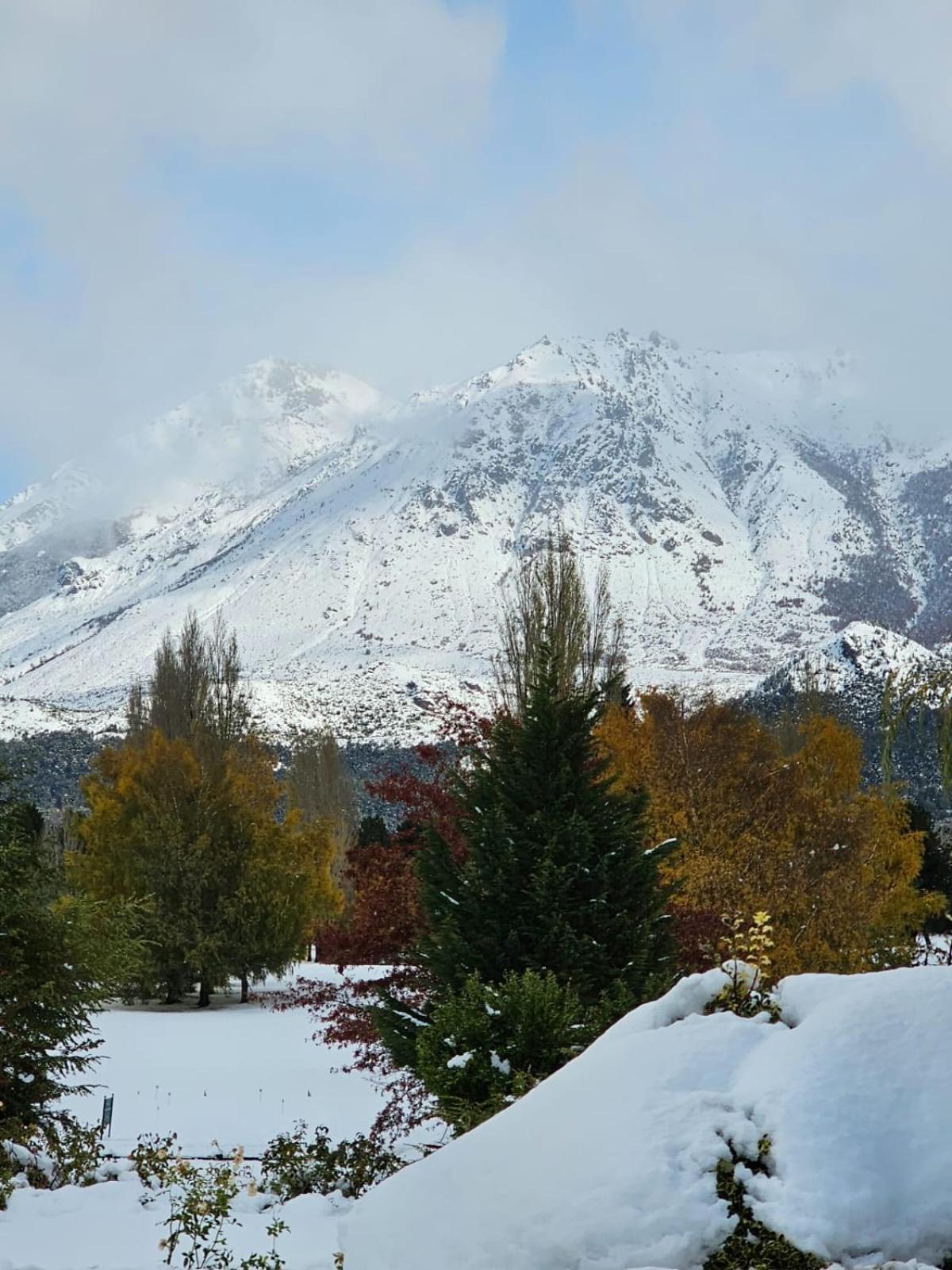 Arelauquen Lodge, A Tribute Portfolio Hotel San Carlos de Bariloche Bagian luar foto